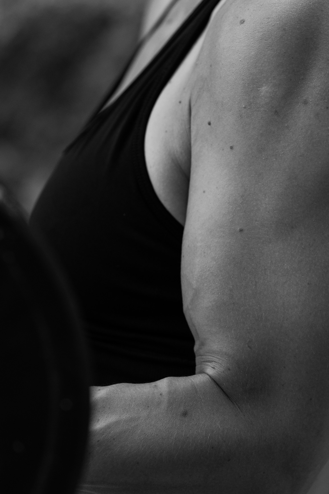 Edzős portréfotó egy diósdi szabadtéri parkbanc