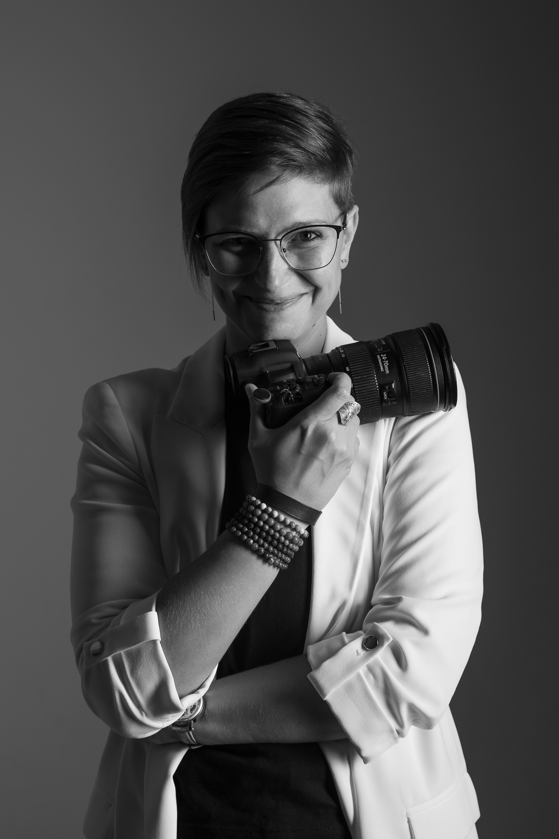 personal branding fotózás elegáns megjelenéssel
weboldalra és social média felületekre